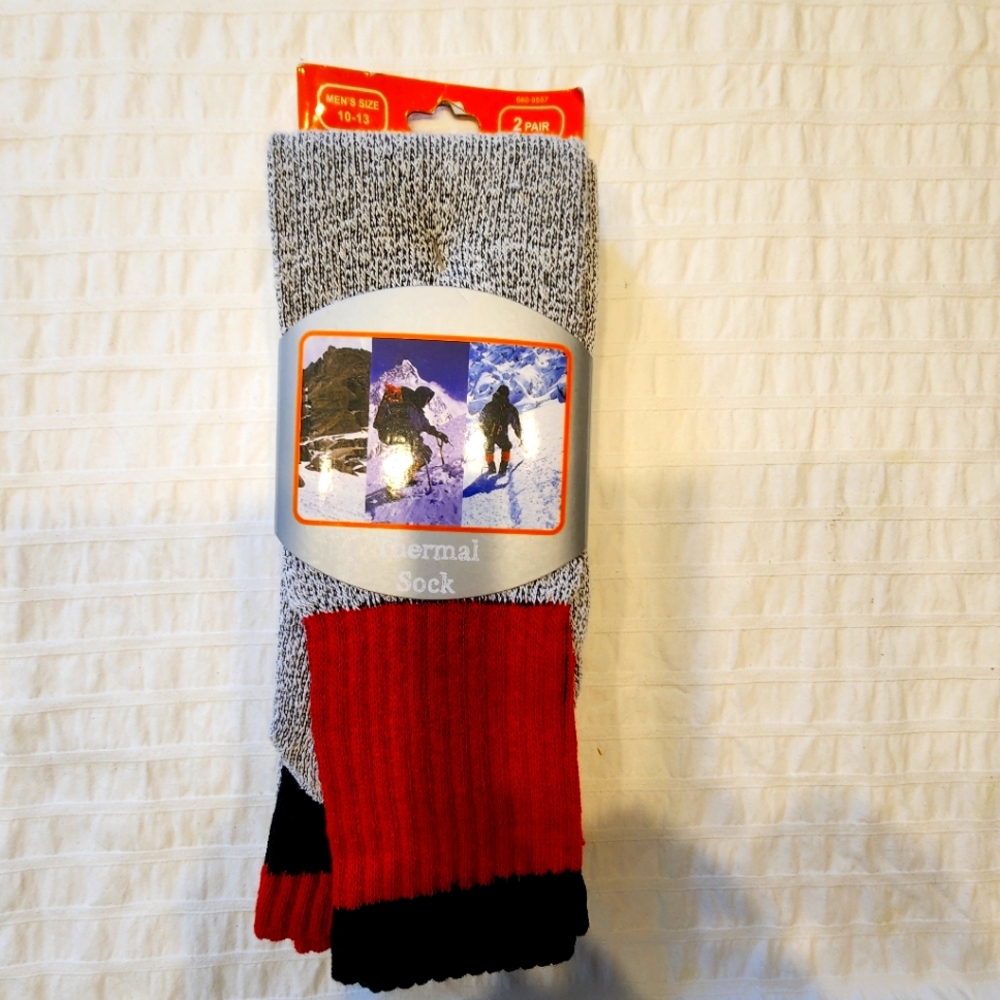 NEW 2 pairs of thermal socks, men's size 10-13